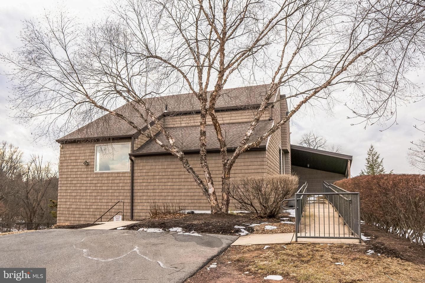 122 Christine Drive photo 21