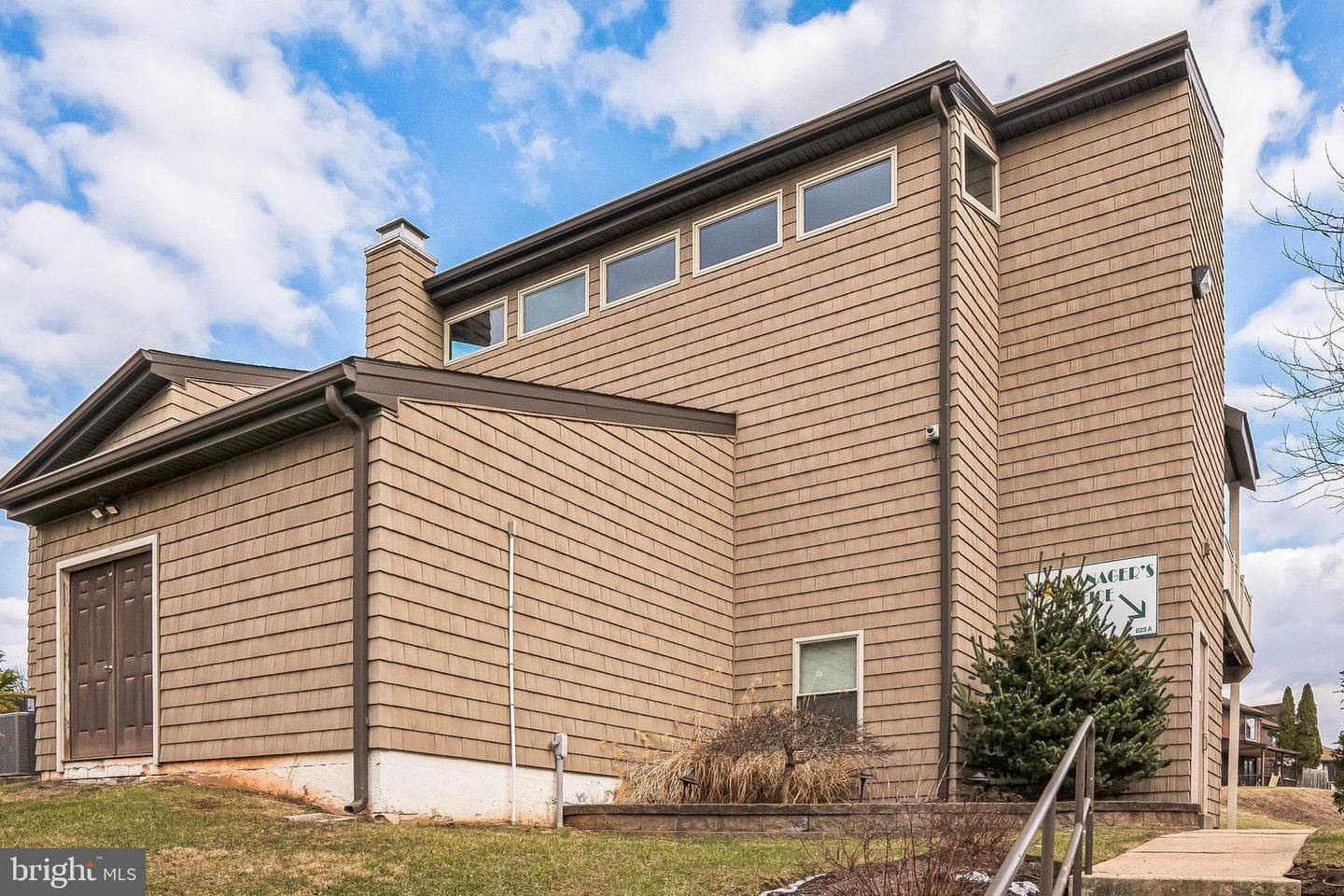 122 Christine Drive photo 22