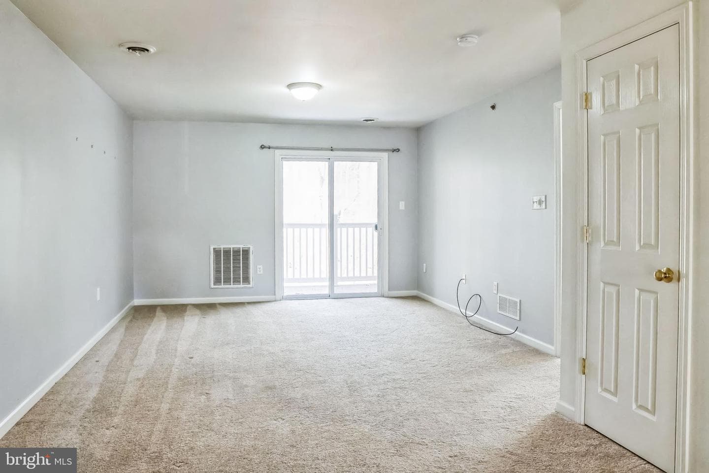 122 Christine Drive photo 6