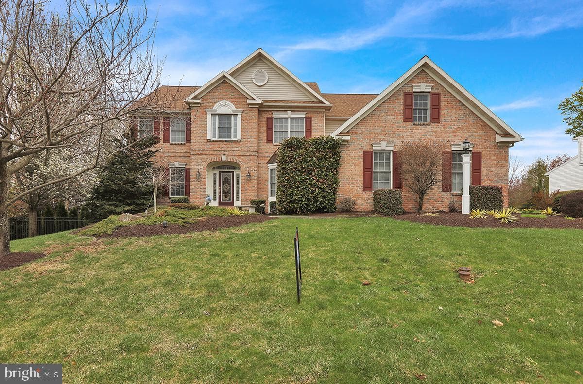 3304 Harwood Lane photo 1
