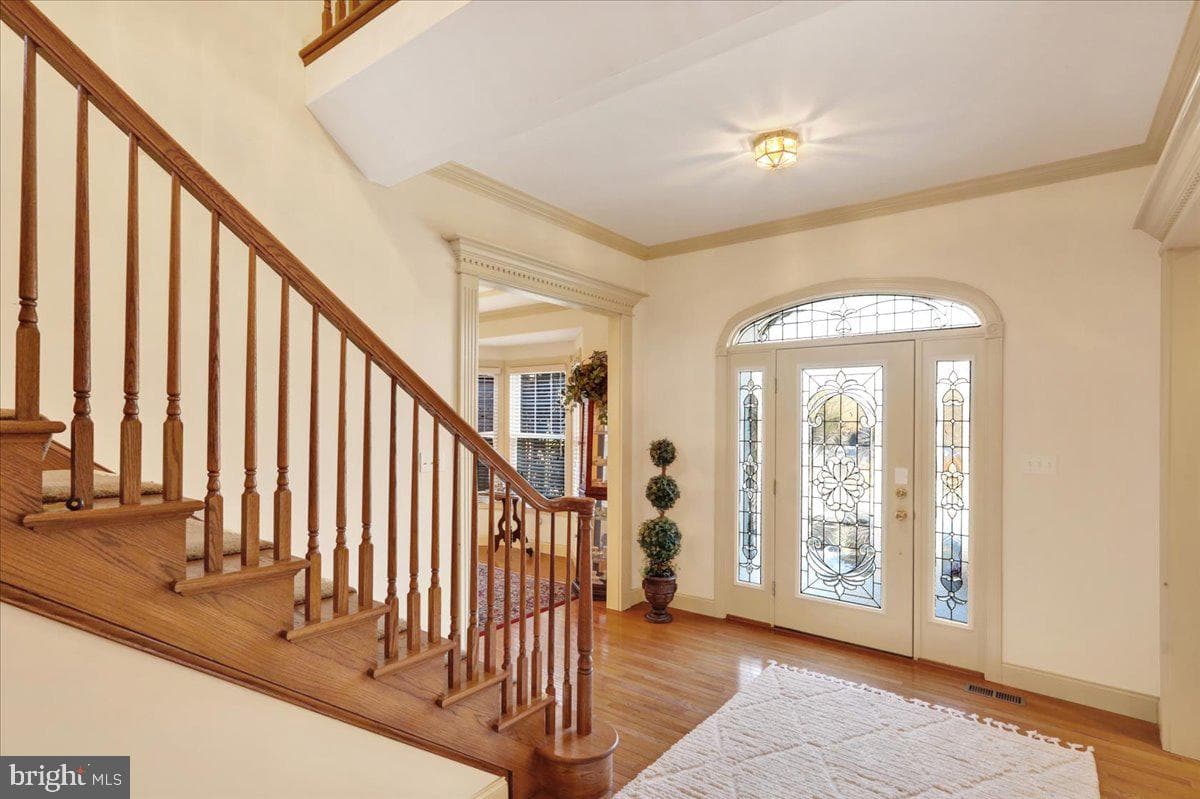 3304 Harwood Lane photo 2