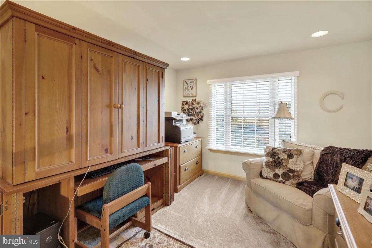3304 Harwood Lane photo 25