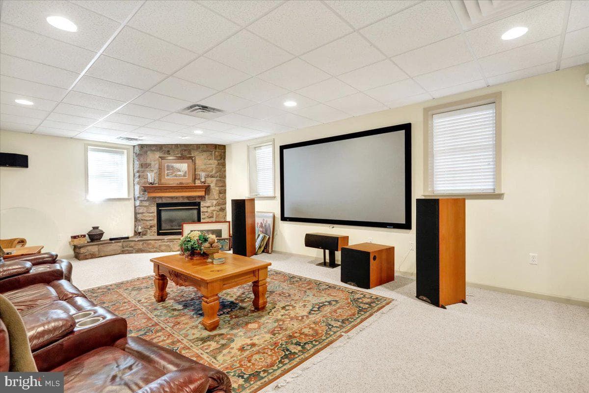 3304 Harwood Lane photo 41