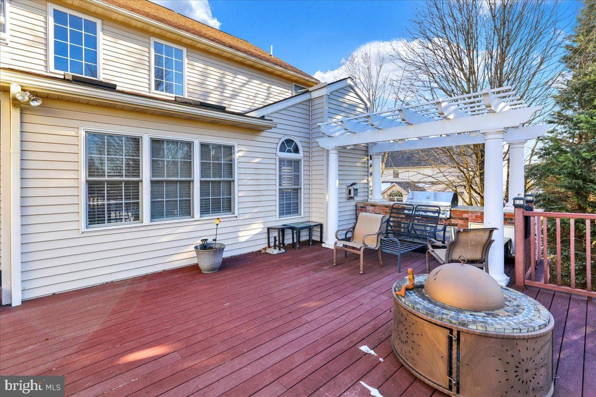 3304 Harwood Lane photo 49
