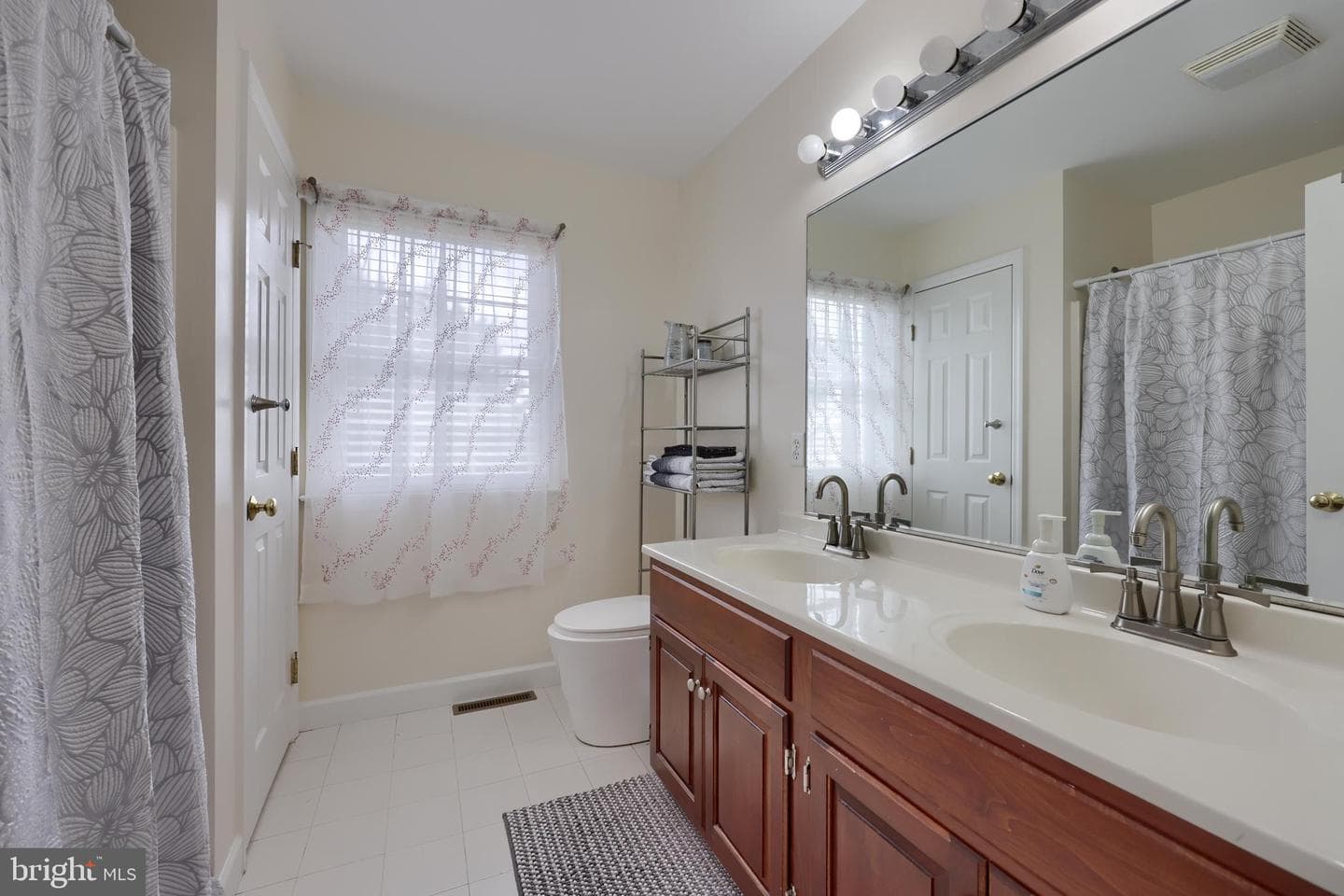 5 Colorado Avenue photo 36