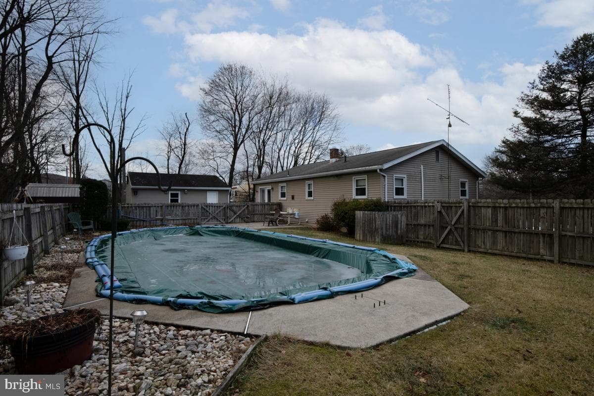 17 Villa Circle photo 26
