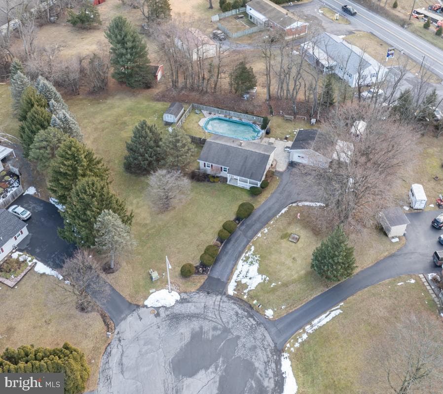 17 Villa Circle photo 30
