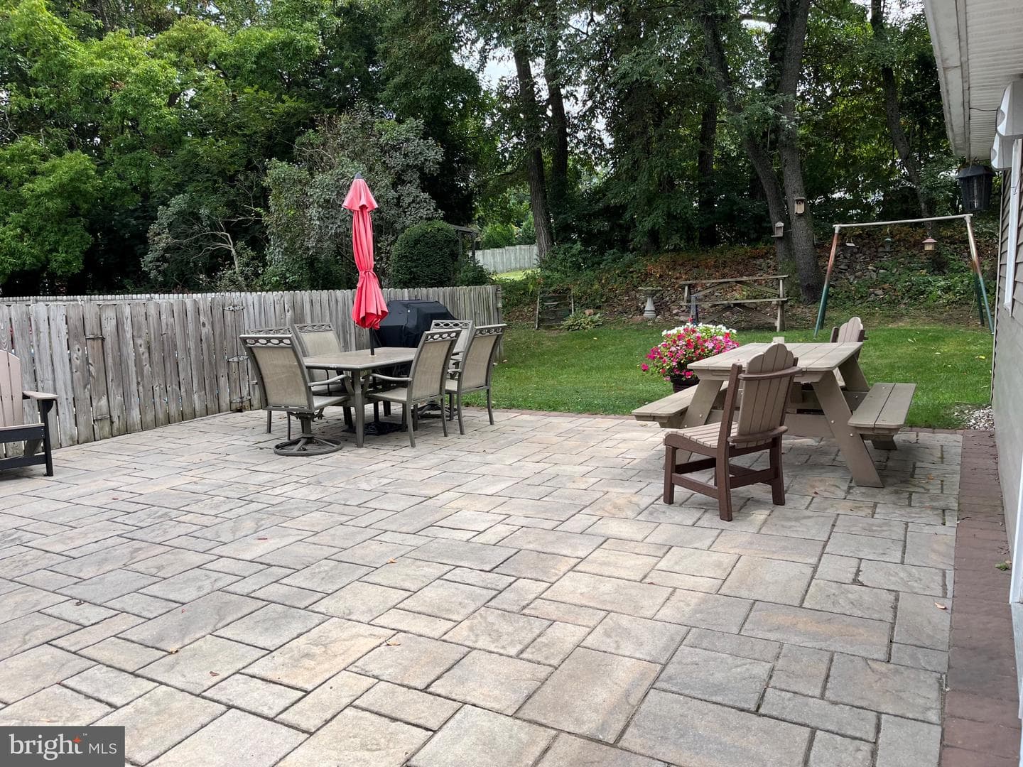 17 Villa Circle photo 36