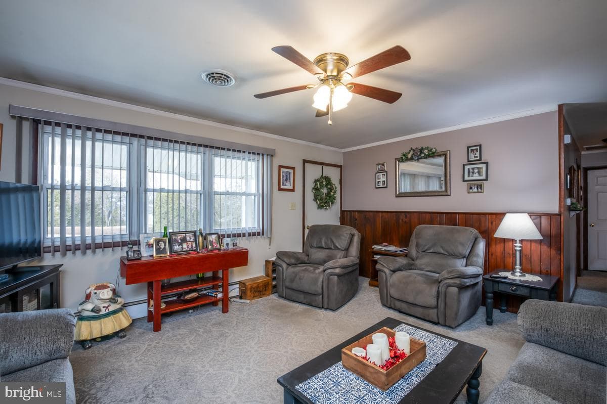 17 Villa Circle photo 6