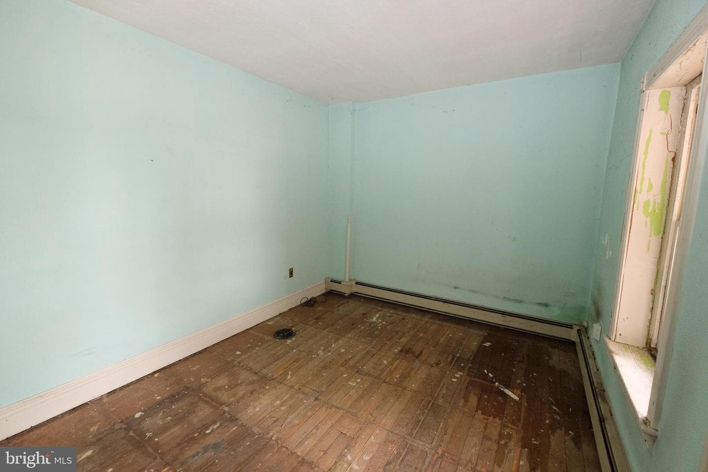 146 Normal Avenue photo 11