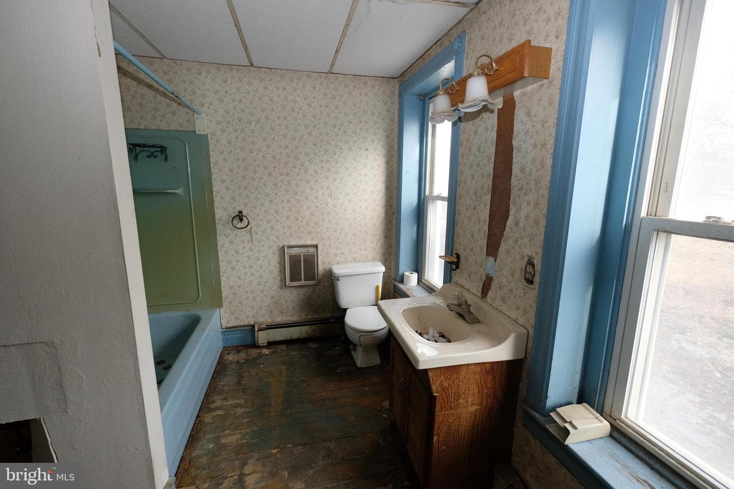 146 Normal Avenue photo 14
