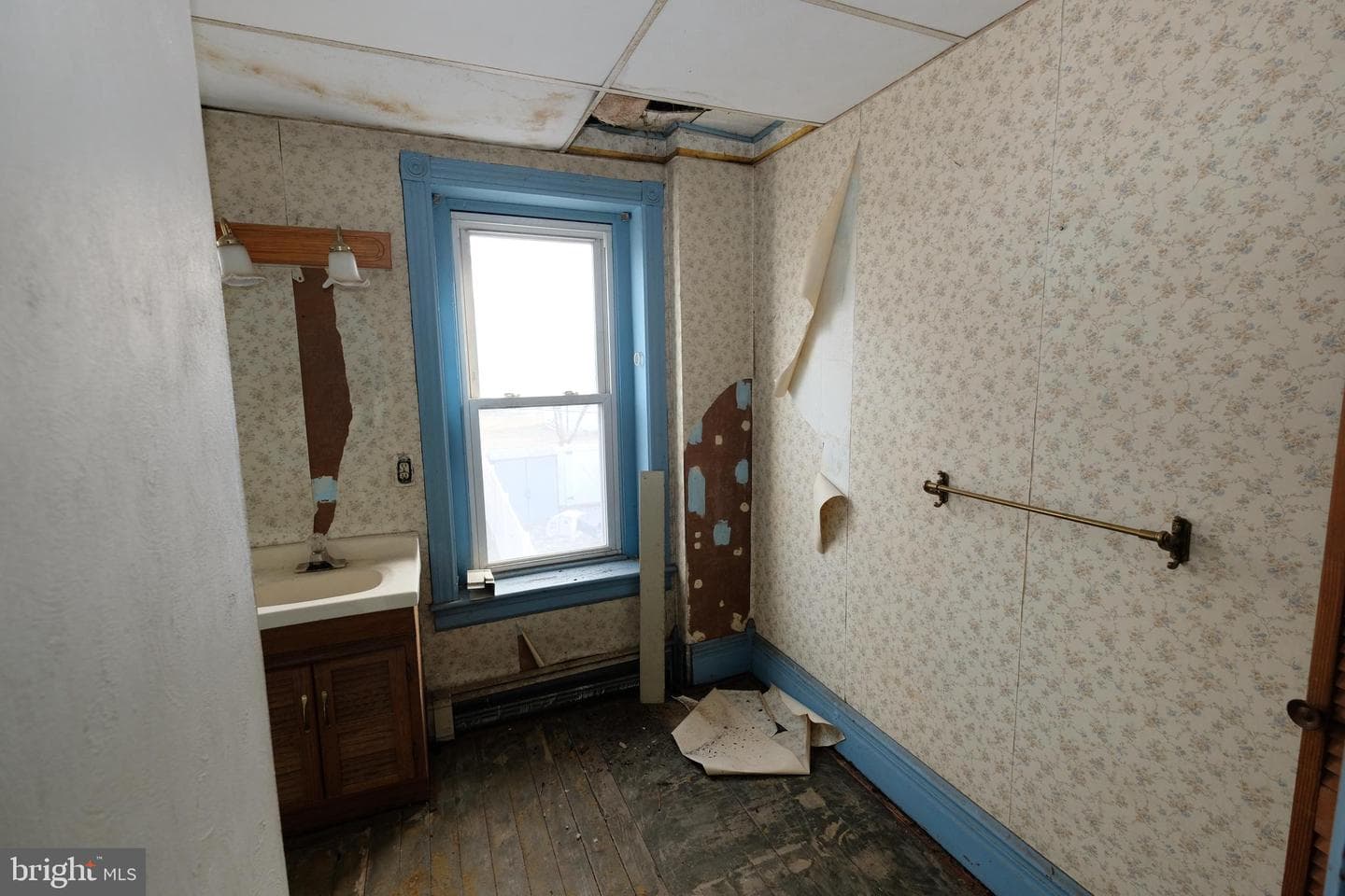 146 Normal Avenue photo 15