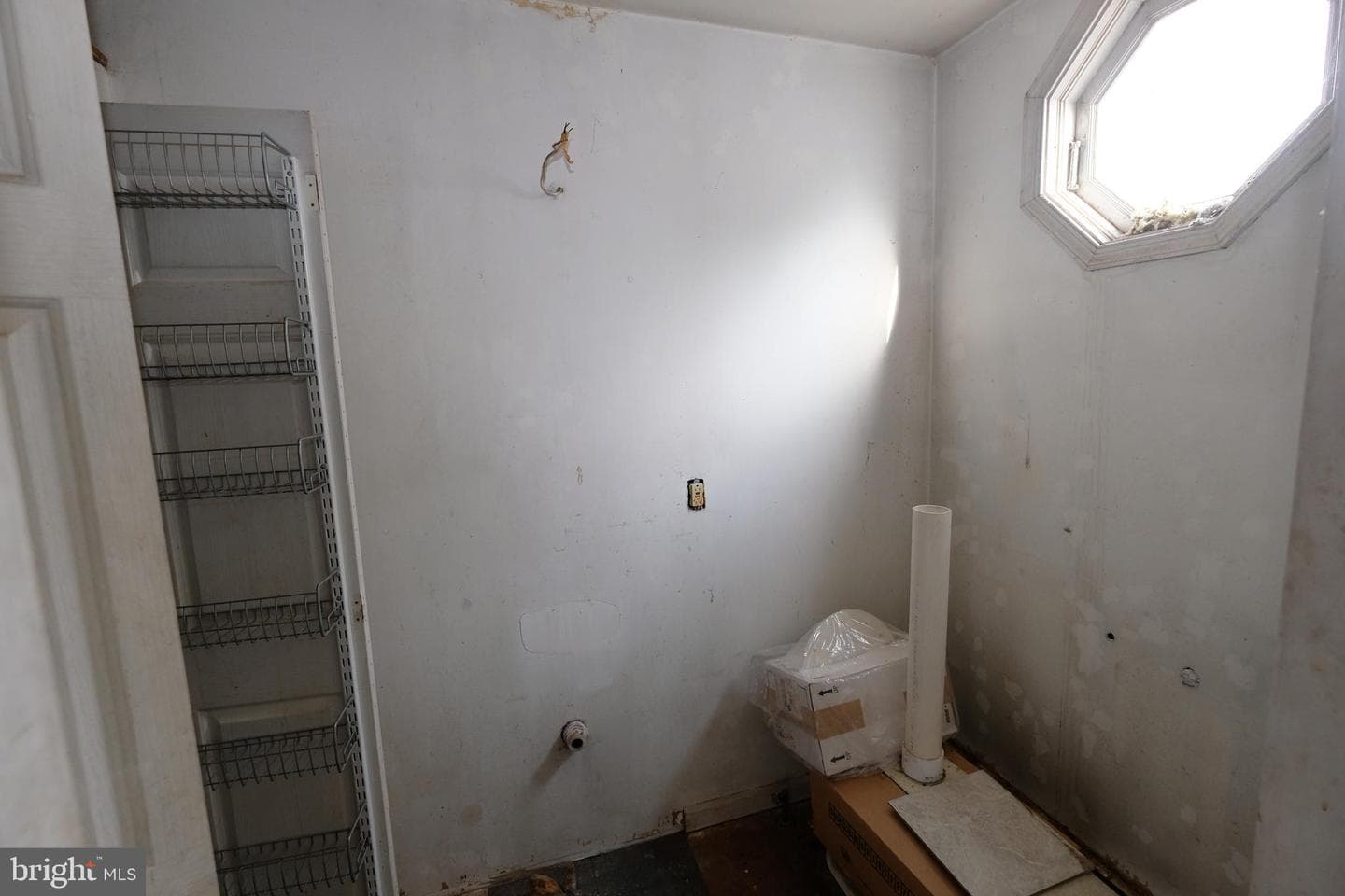 146 Normal Avenue photo 17