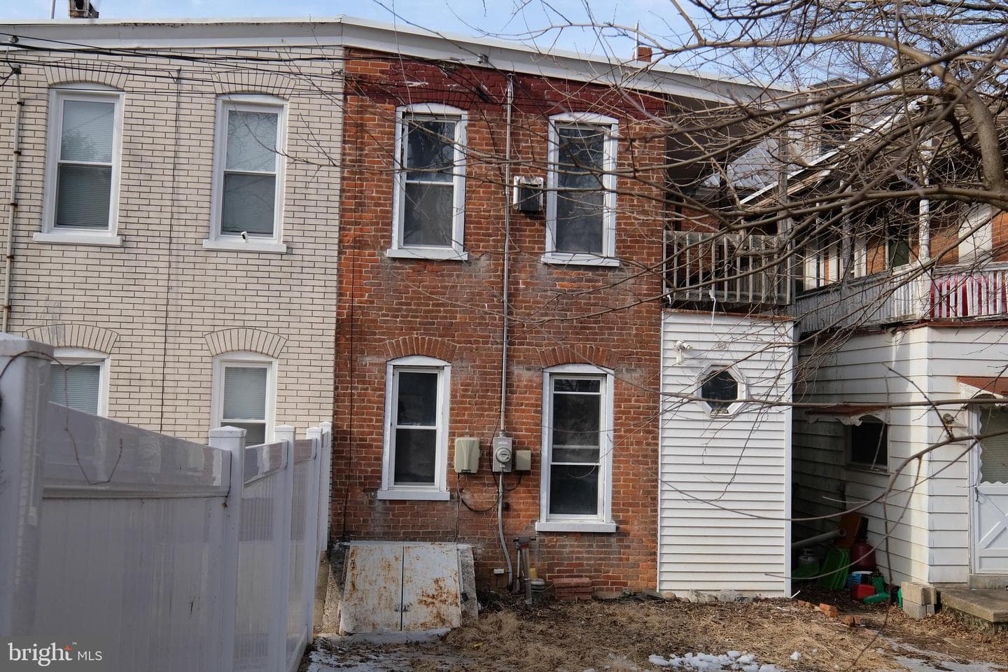 146 Normal Avenue photo 27
