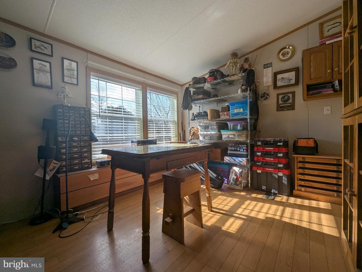 525 Elm Avenue photo 41