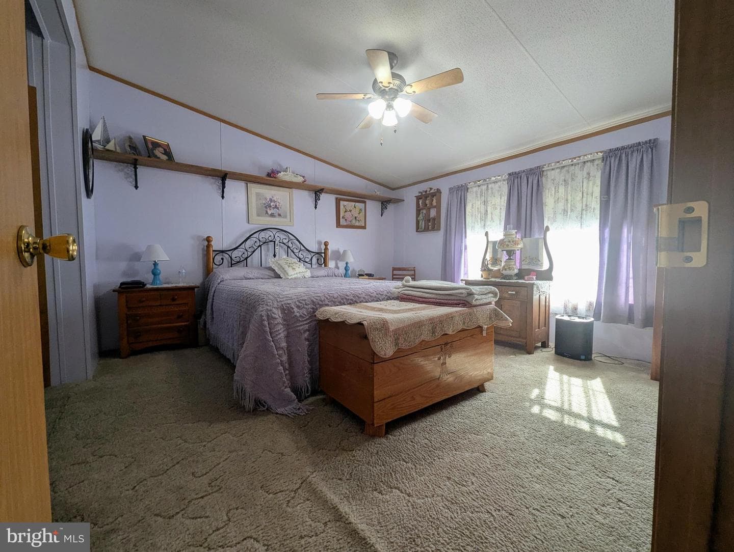 525 Elm Avenue photo 52