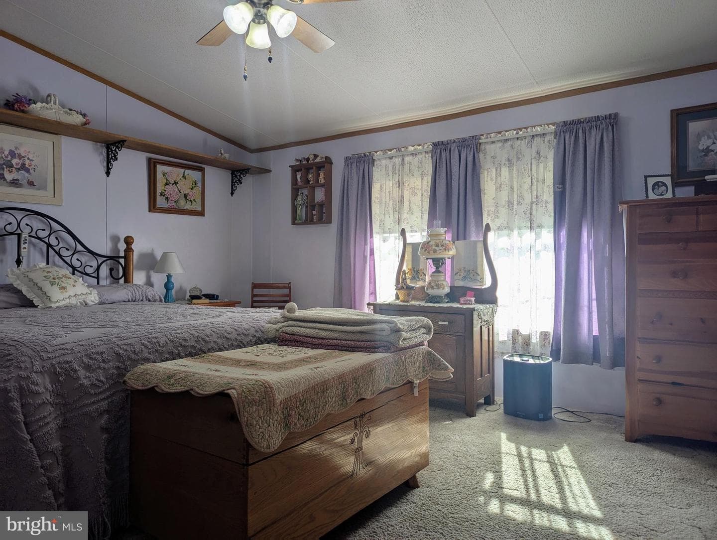 525 Elm Avenue photo 54