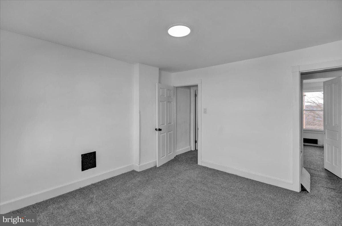 1142 Birch Street photo 14