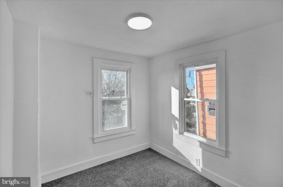 1142 Birch Street photo 19