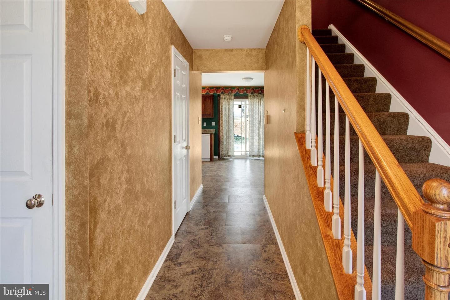 75 Cornerstone Drive photo 3