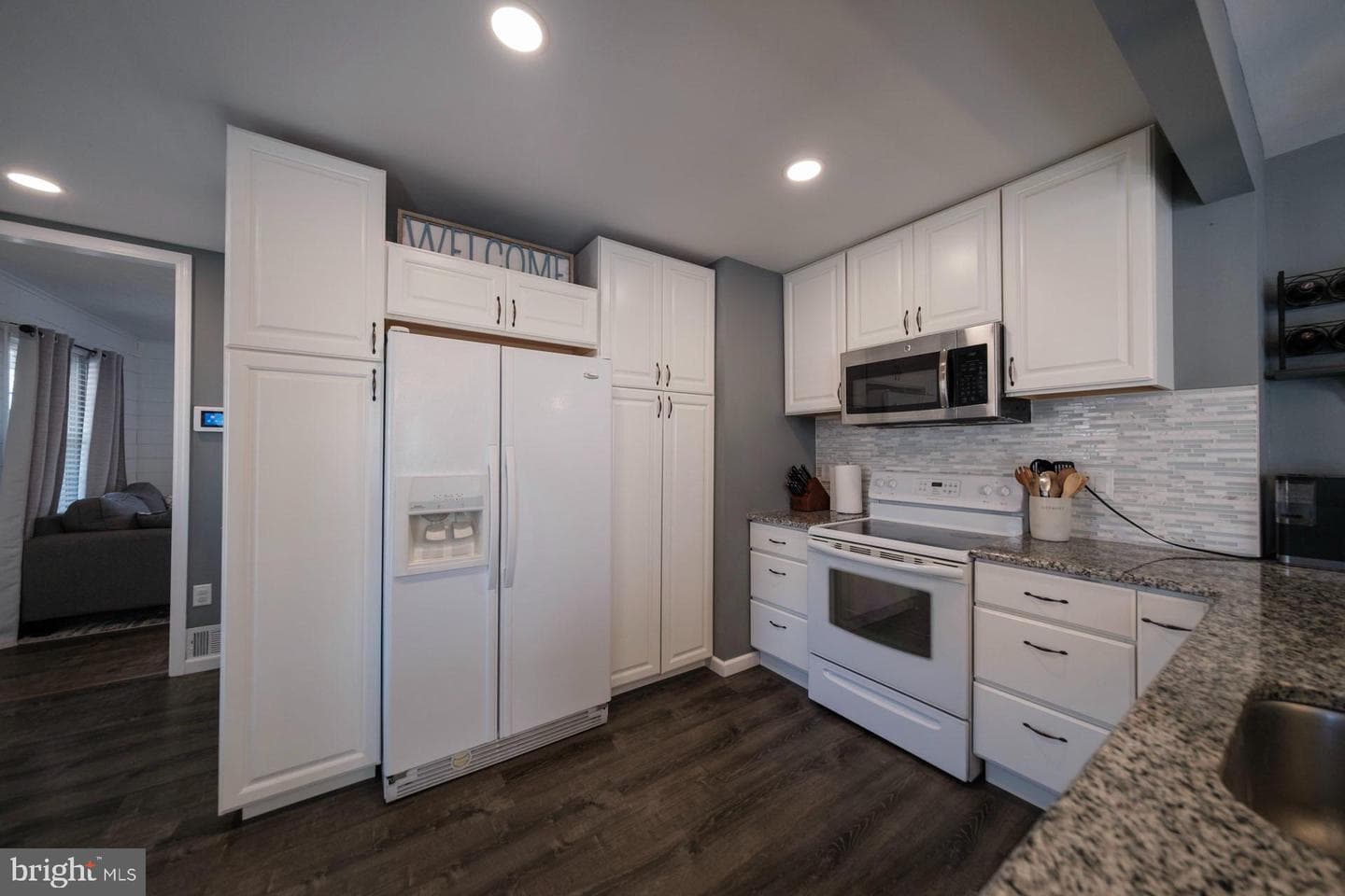 2640 Grandview Boulevard photo 14