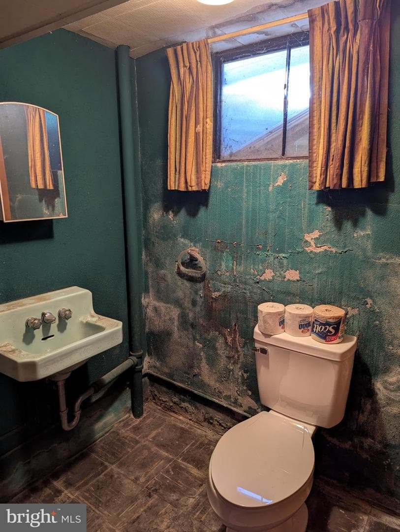 320 Hillside Drive photo 29