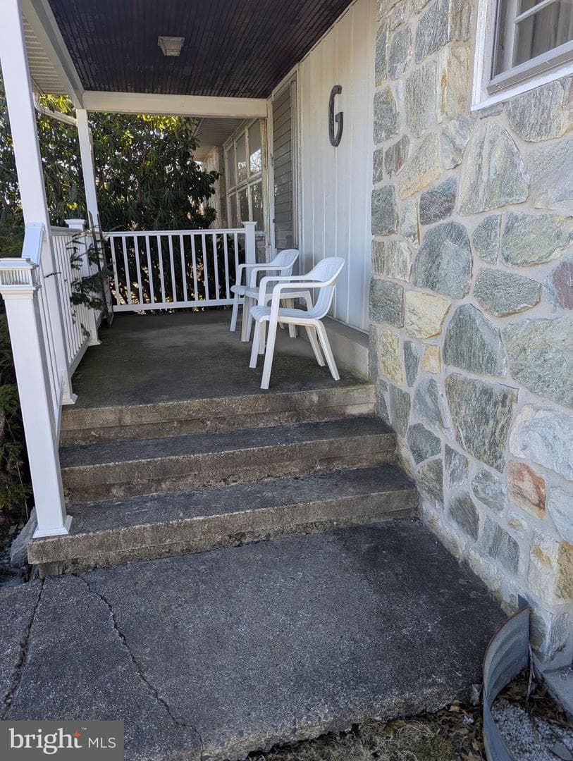 320 Hillside Drive photo 9