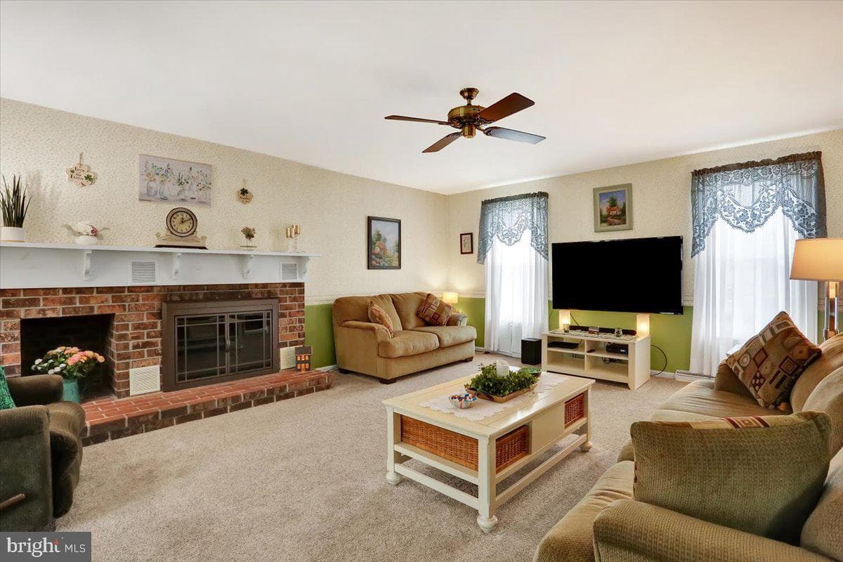 4507 Hilldale Road photo 18