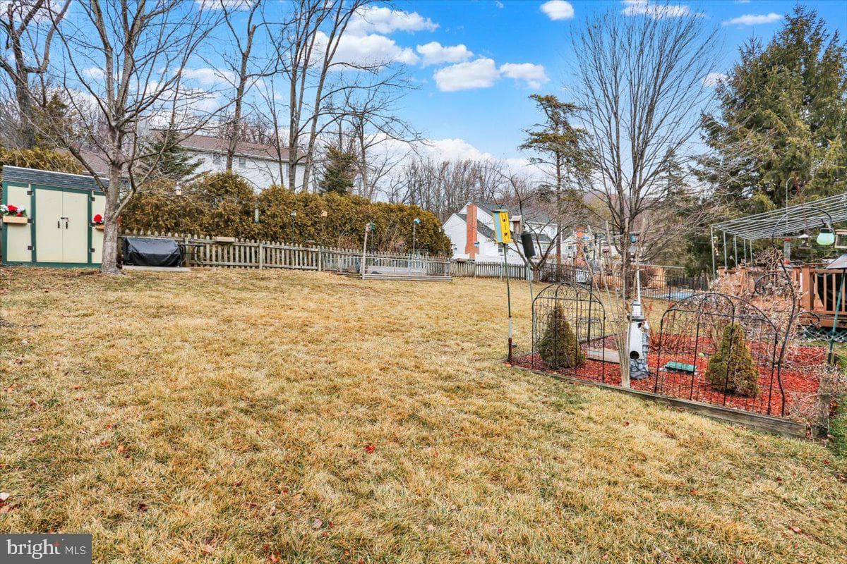 4507 Hilldale Road photo 43