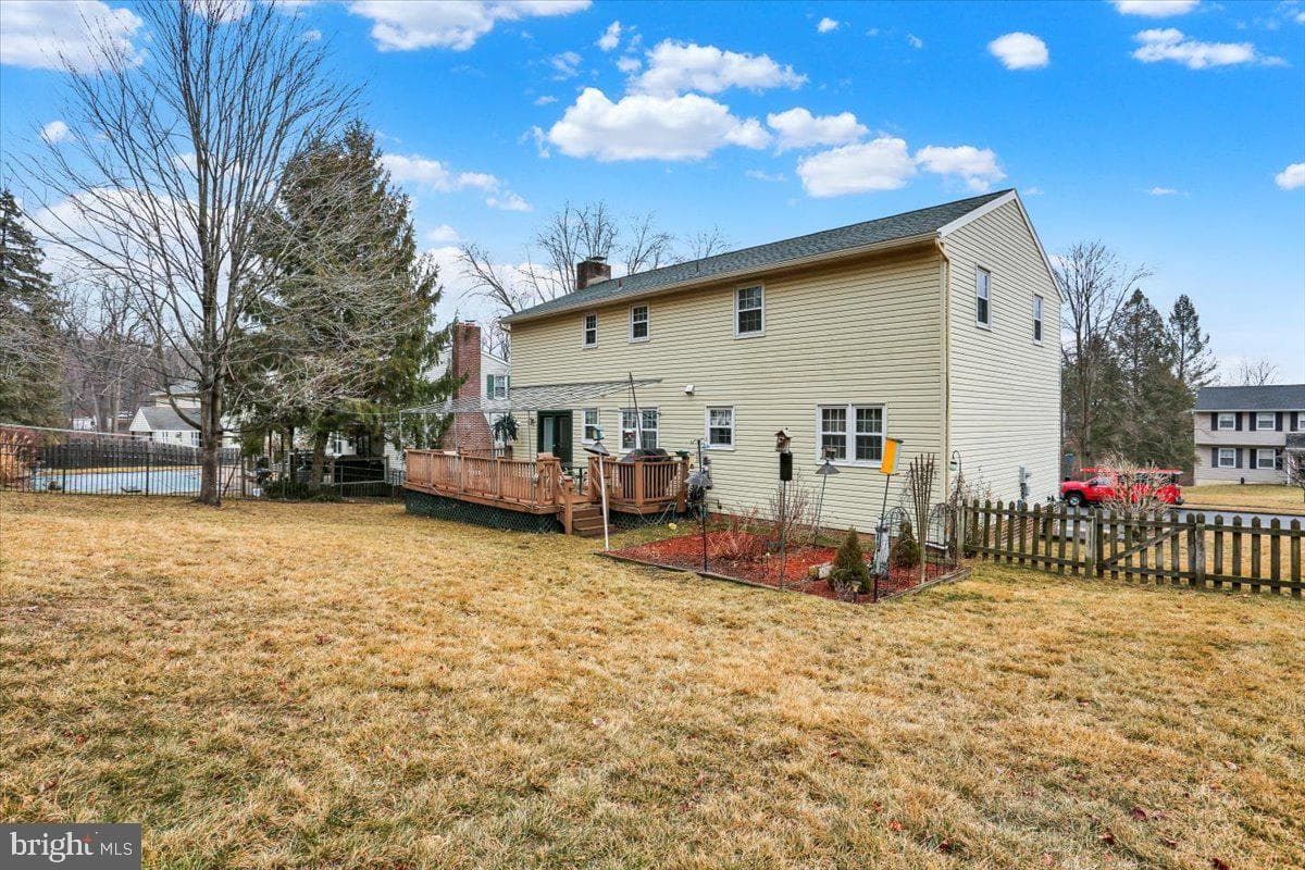 4507 Hilldale Road photo 44