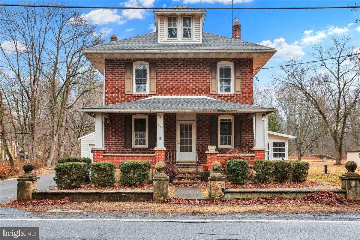 583 Mohrsville Road photo 1