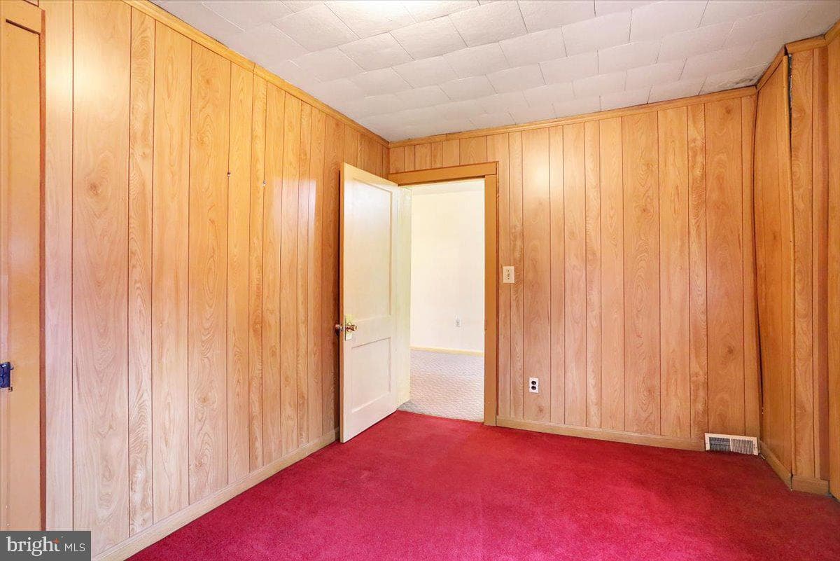 583 Mohrsville Road photo 25