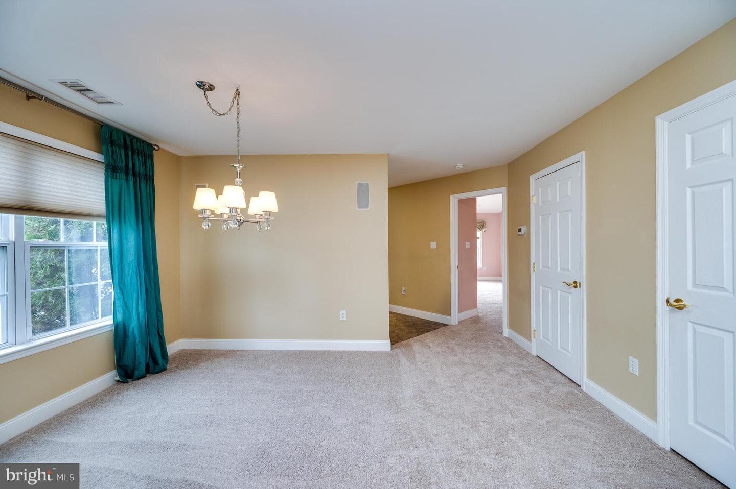 501 Oak Hill Lane photo 20