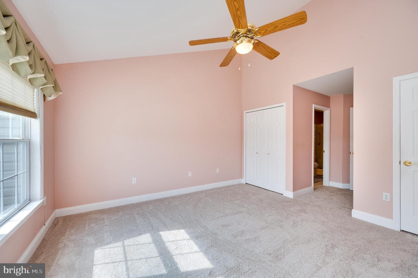 501 Oak Hill Lane photo 36