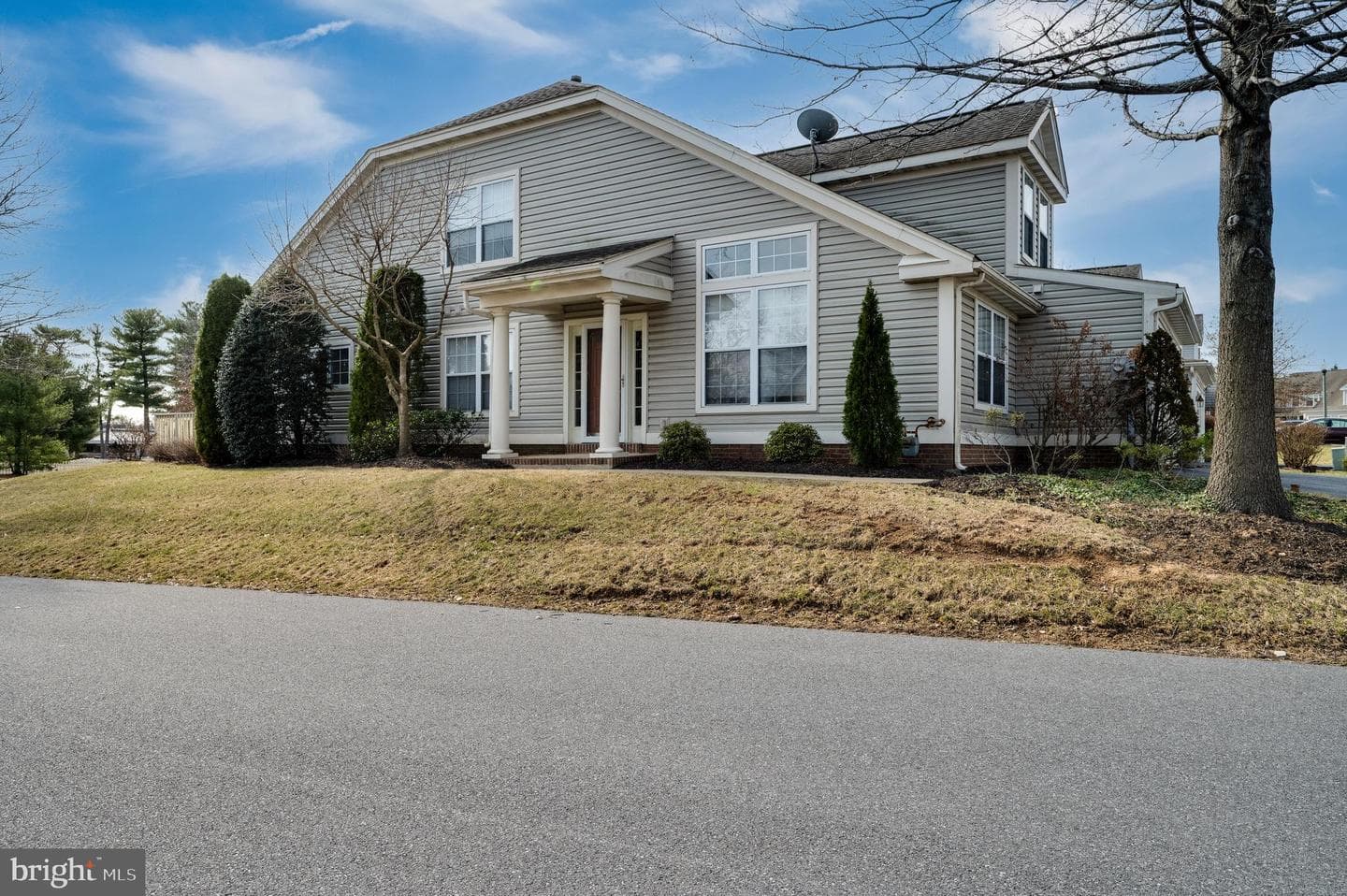 501 Oak Hill Lane photo 4