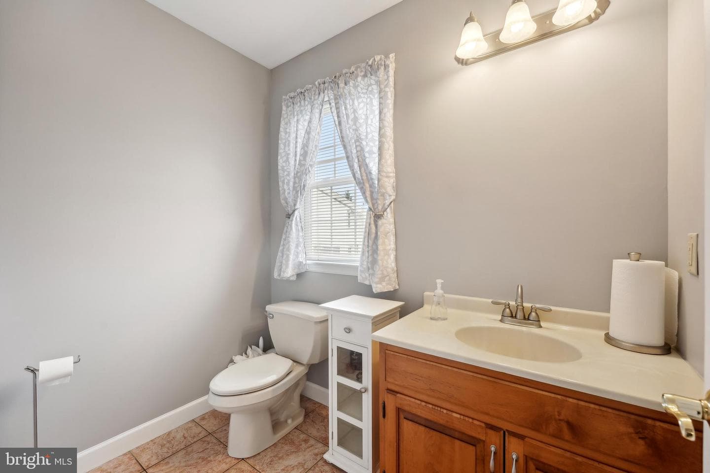 113 Martin Lane photo 20