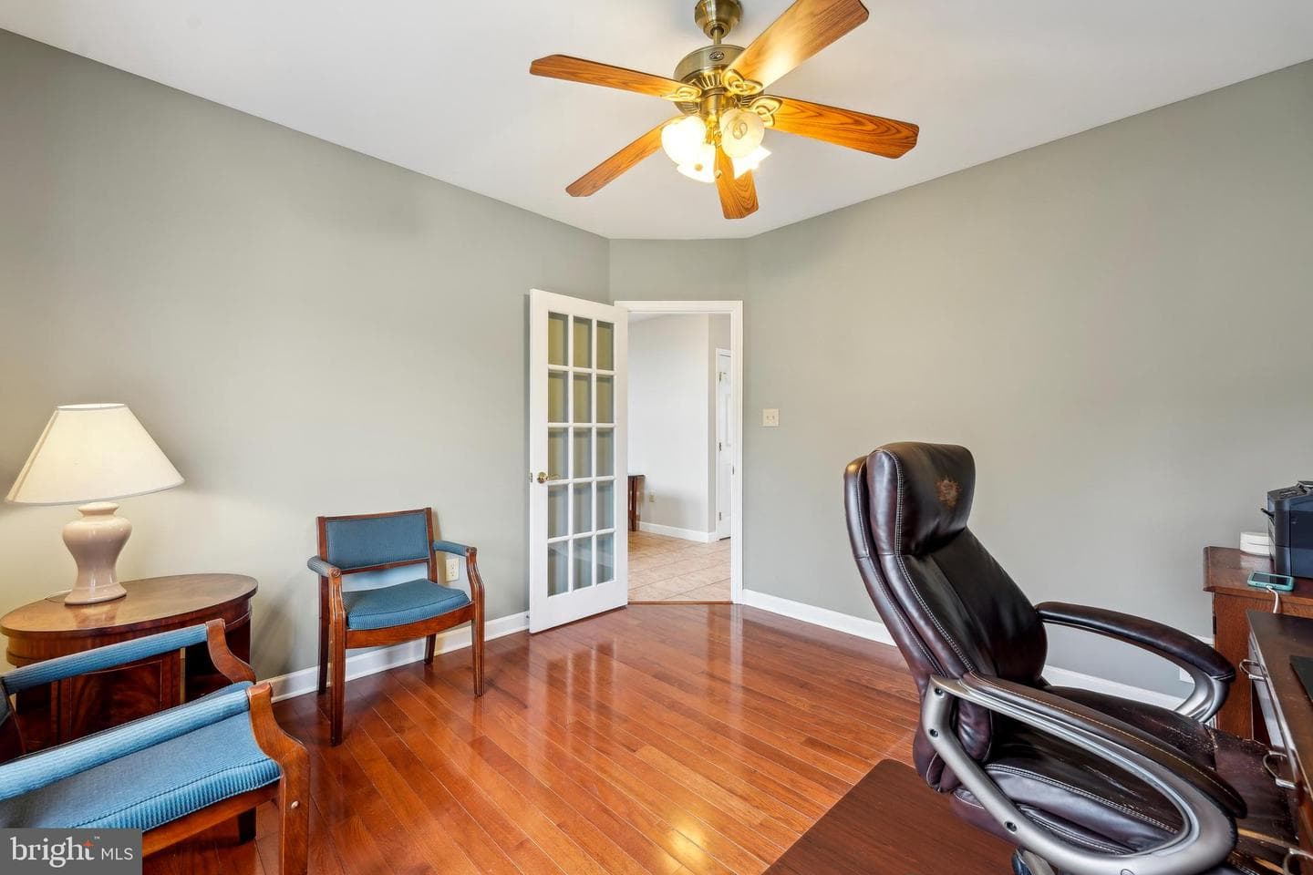 113 Martin Lane photo 22