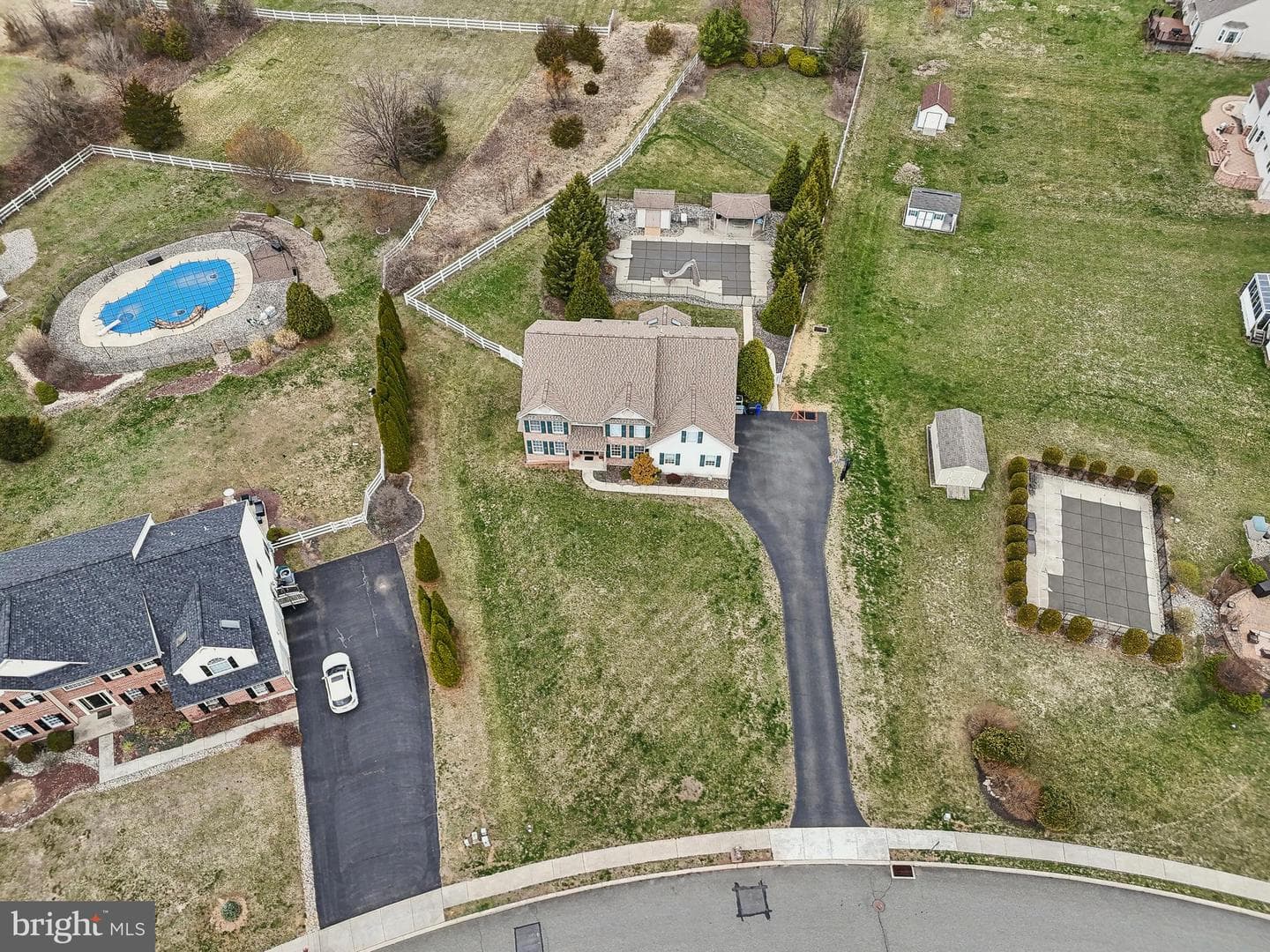 113 Martin Lane photo 63