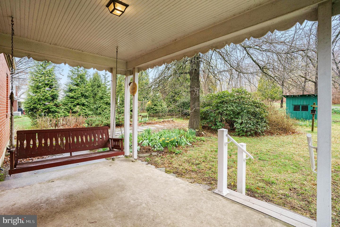1042 Weisstown Road photo 5