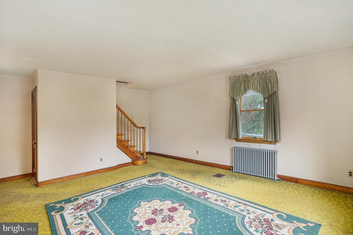1042 Weisstown Road photo 6