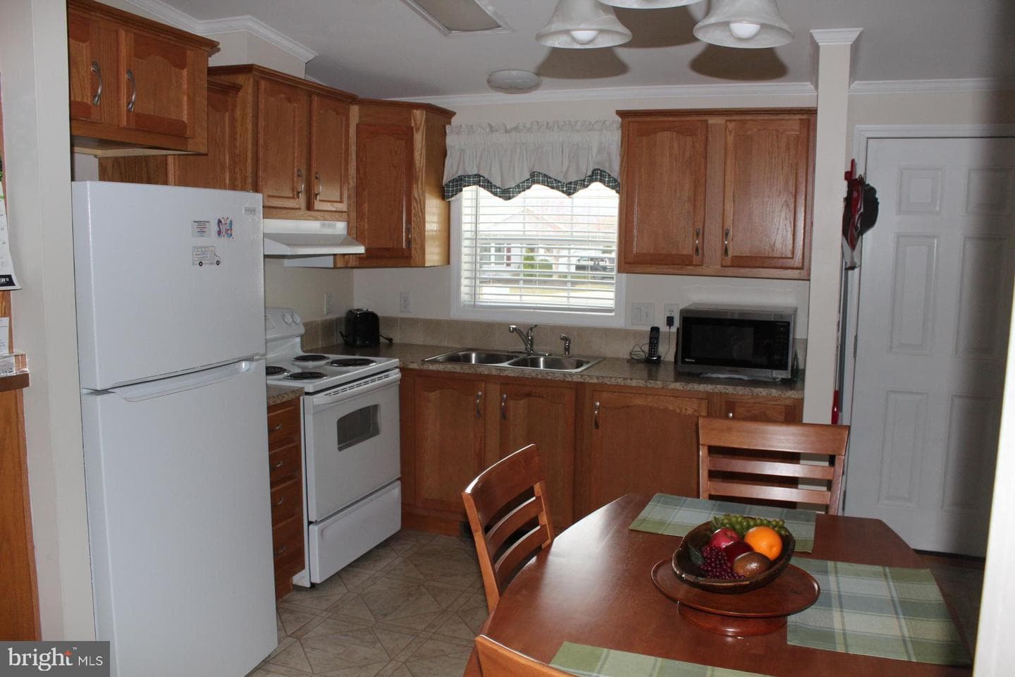 94 Westin Road photo 12