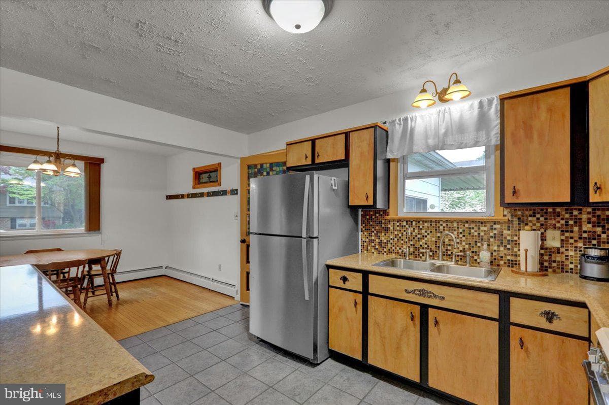 160 W 48th Street photo 12