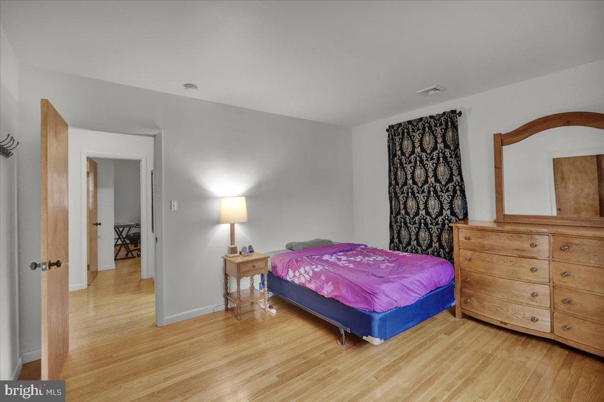 160 W 48th Street photo 14