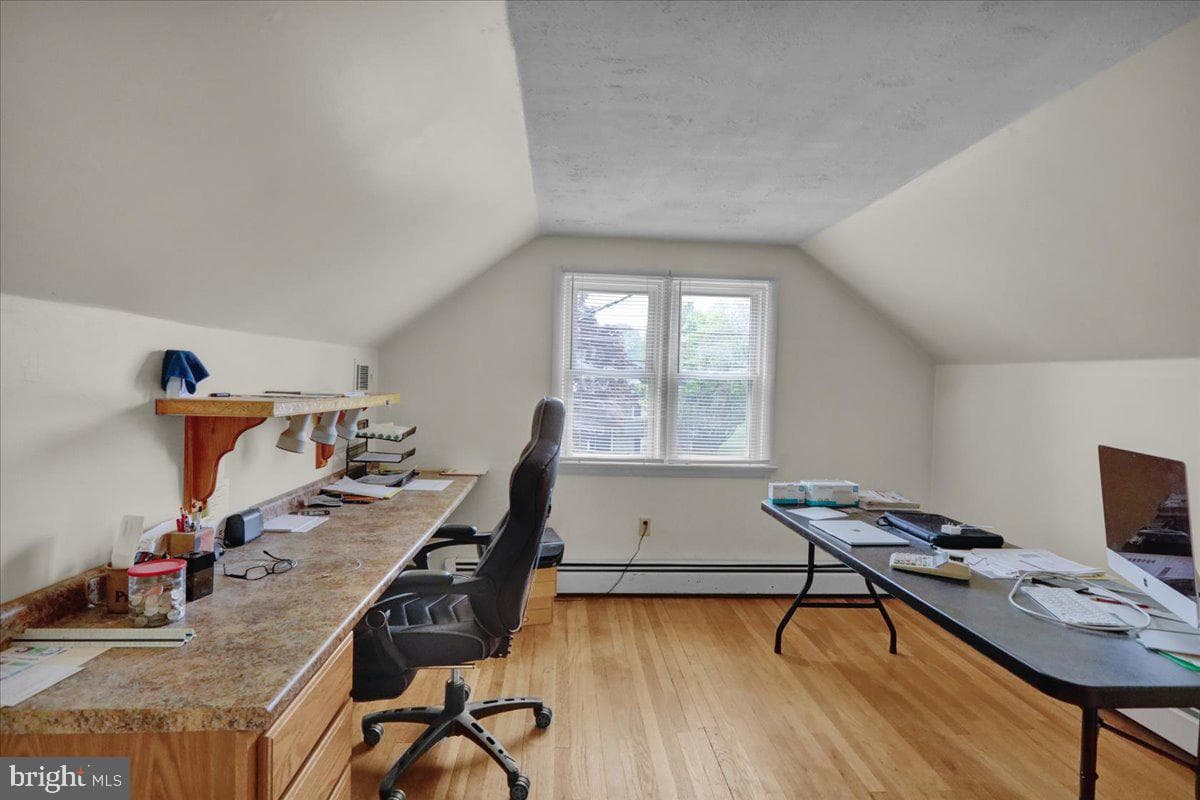 160 W 48th Street photo 26