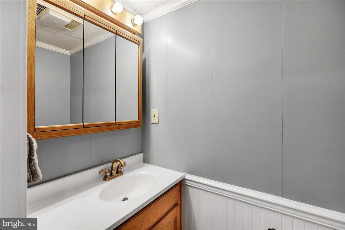 314 Sycamore Lane photo 30
