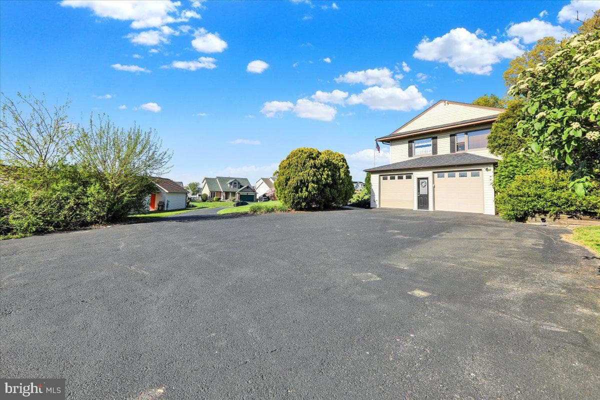 314 Sycamore Lane photo 33