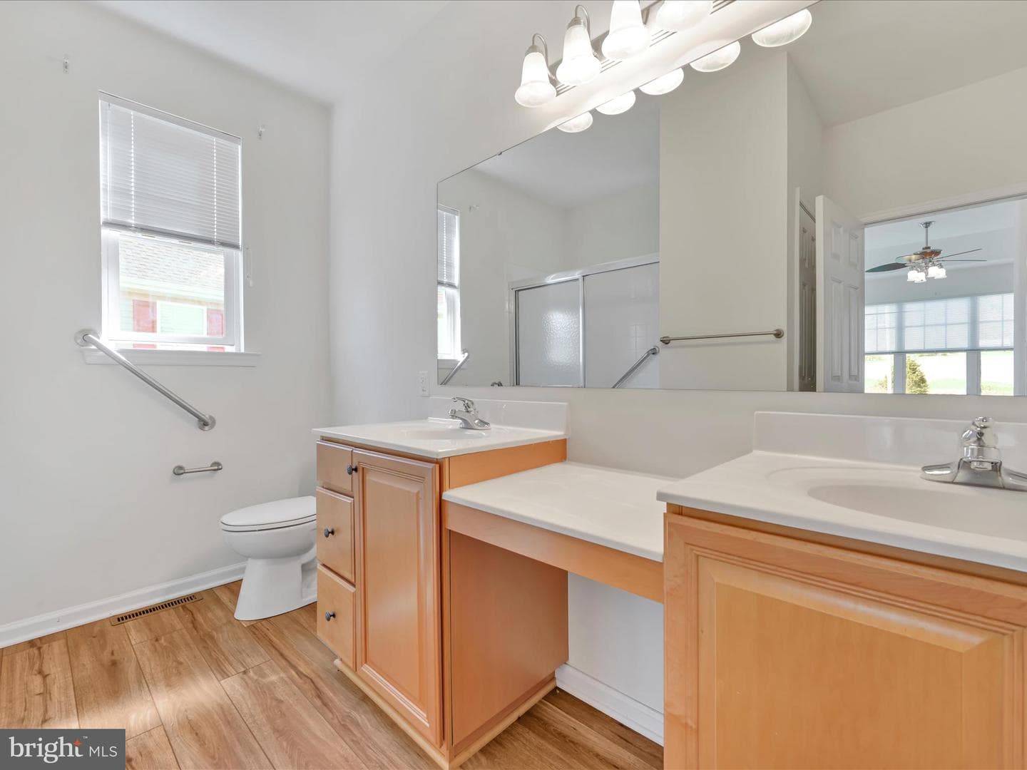 2 Fox Chase Lane photo 19