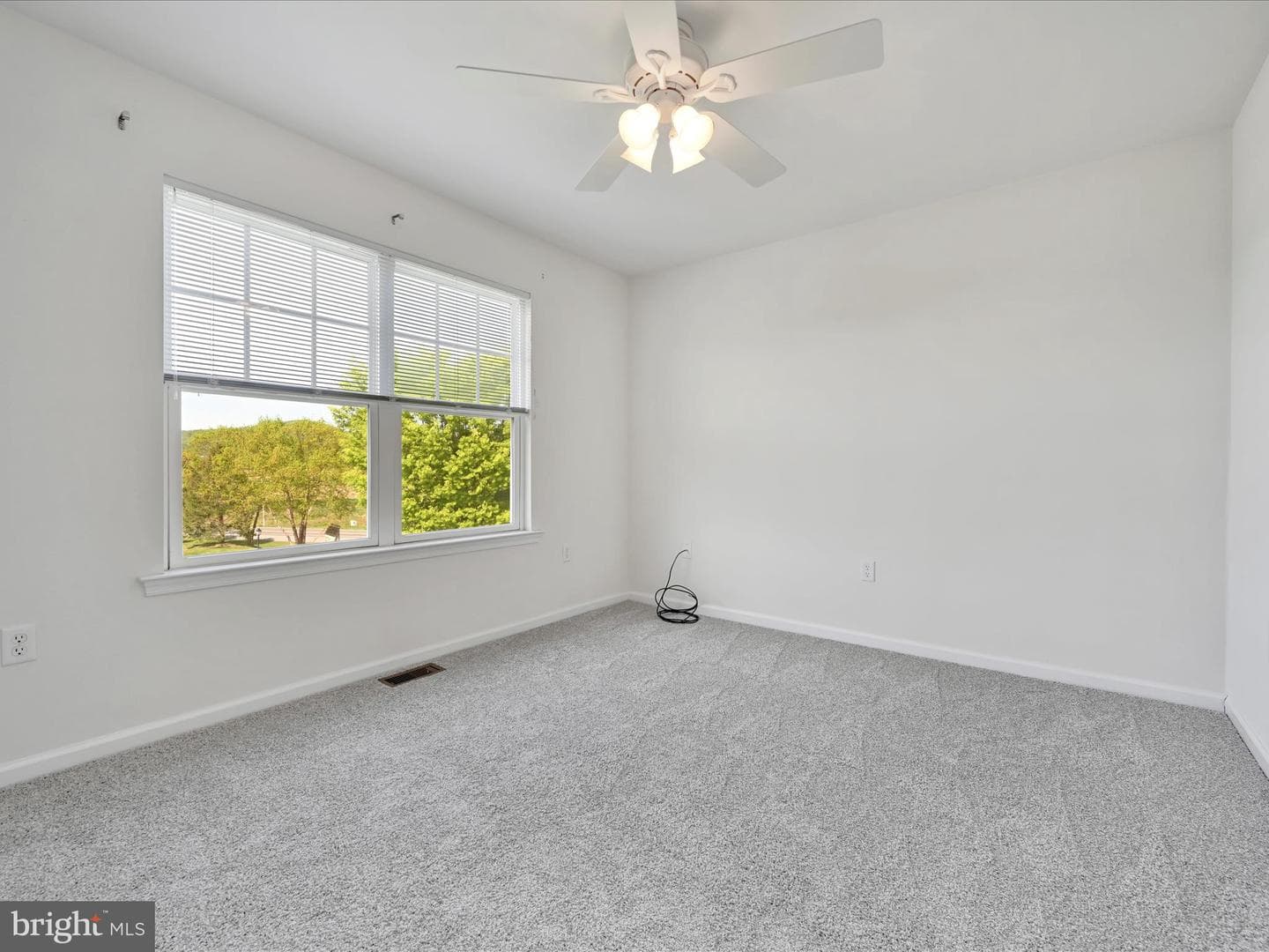 2 Fox Chase Lane photo 25