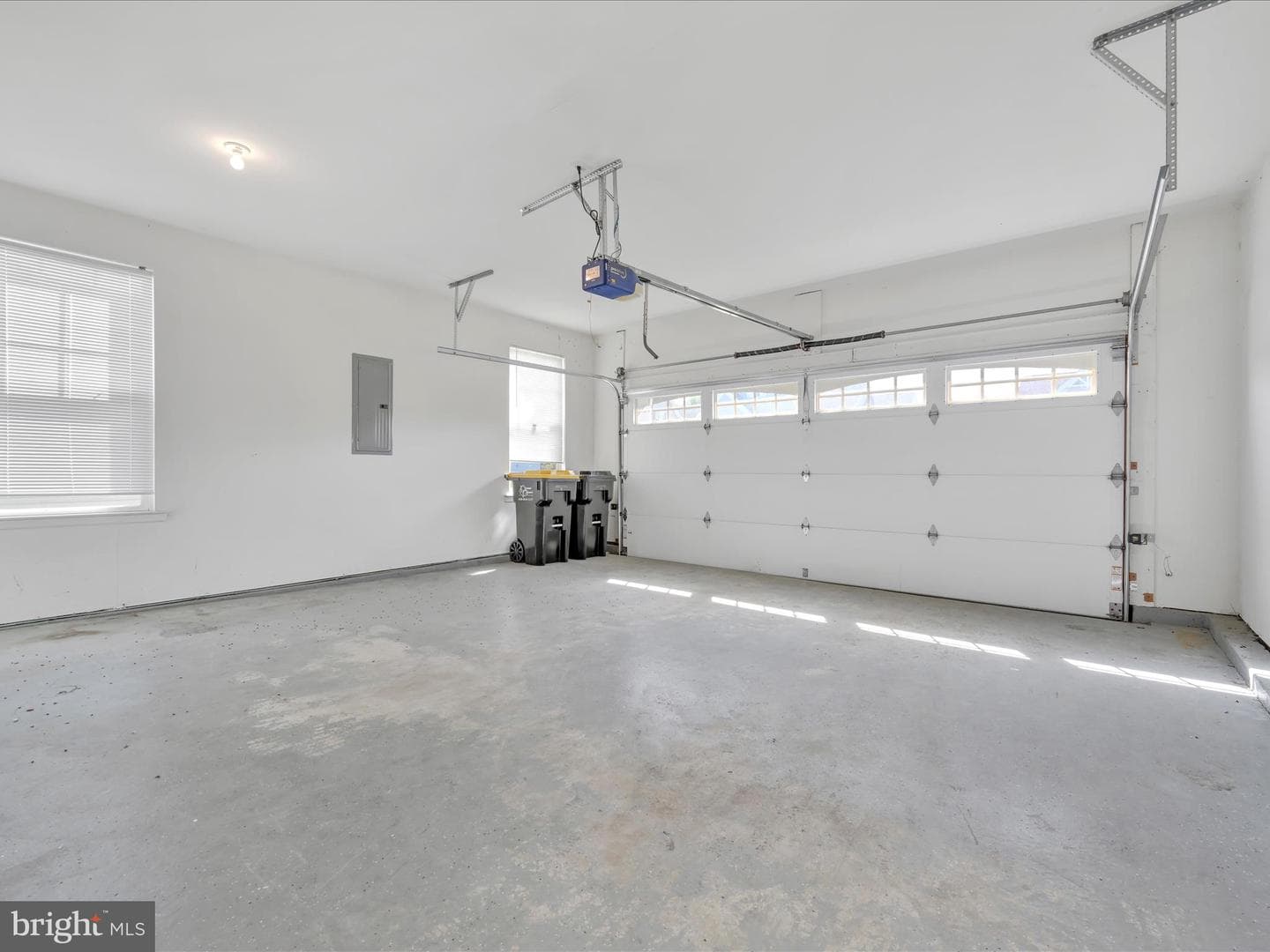 2 Fox Chase Lane photo 30