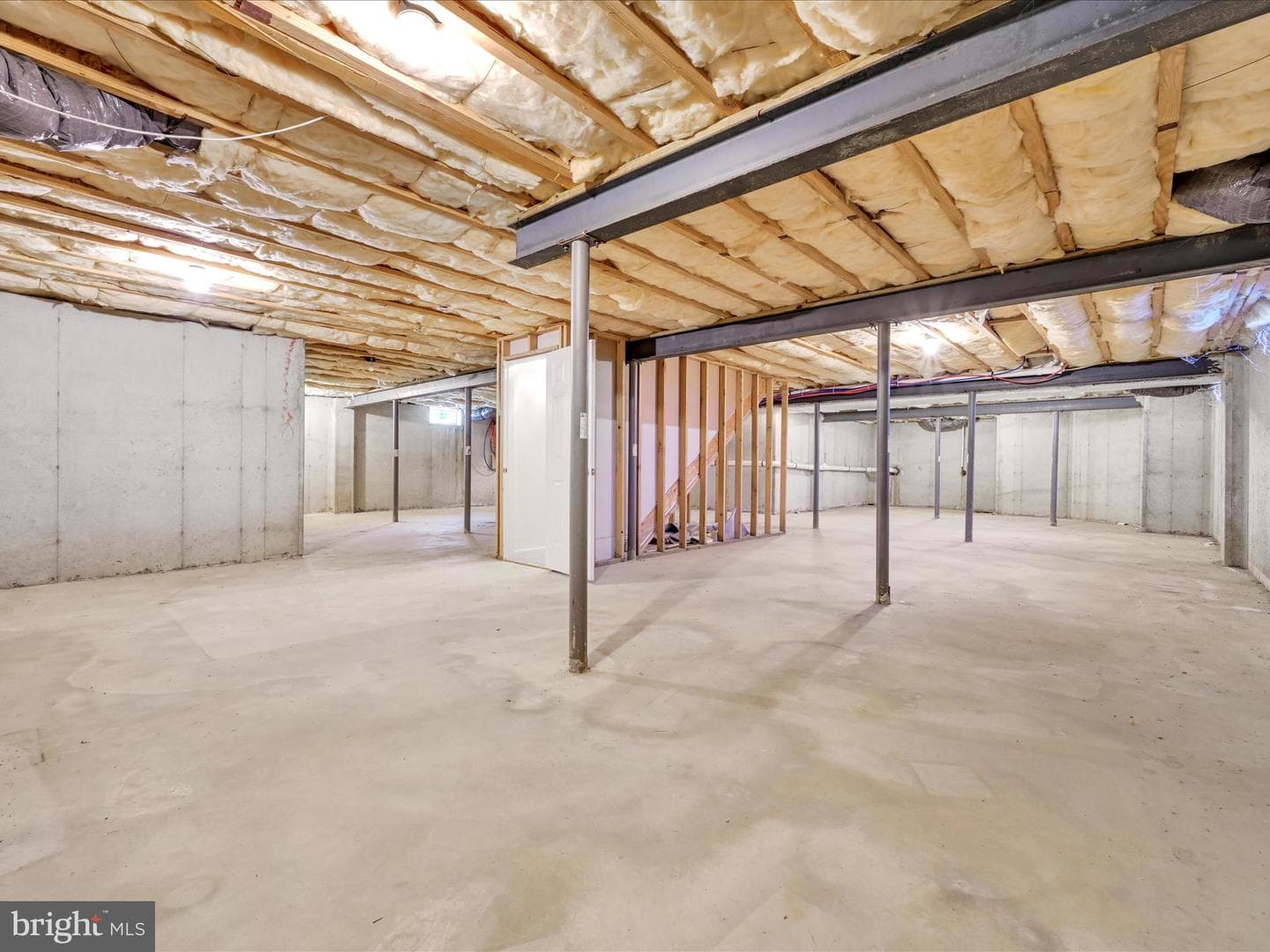 2 Fox Chase Lane photo 31